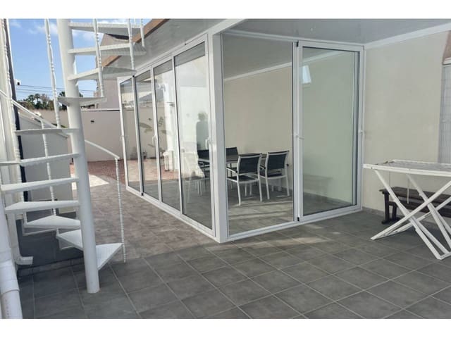 3 chambre Villa/Maison à vendre à Torrevieja avec piscine garage - 370 000 € (Ref: 9141237)