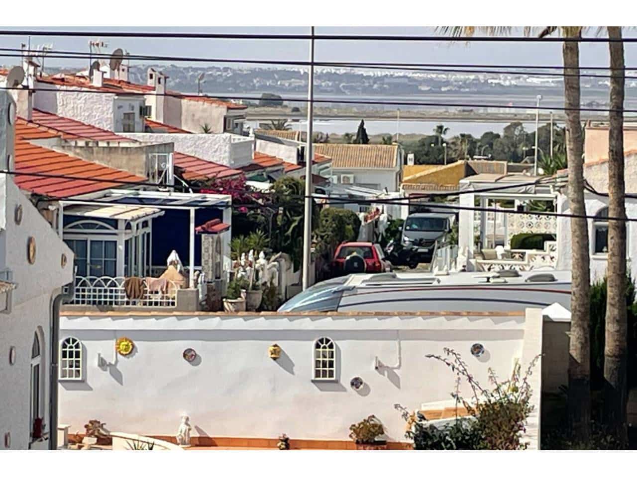 3 chambre Villa/Maison à vendre à Torrevieja avec piscine garage - 370 000 € (Ref: 9141237)