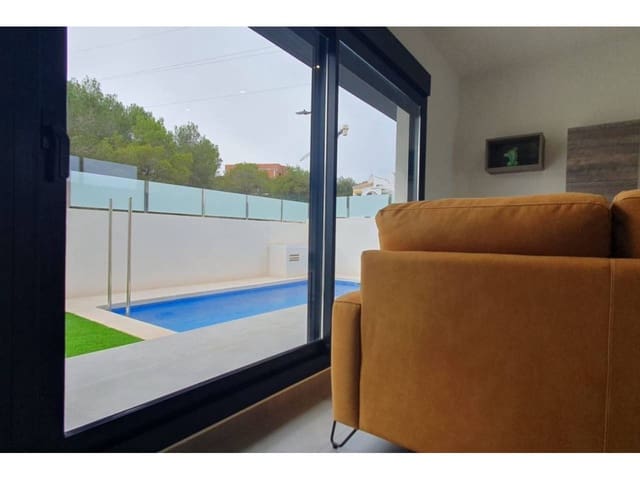 2 Zimmer Reihenhaus zu verkaufen in Orihuela mit Pool Garage - 328.000 € (Ref: 9141239)