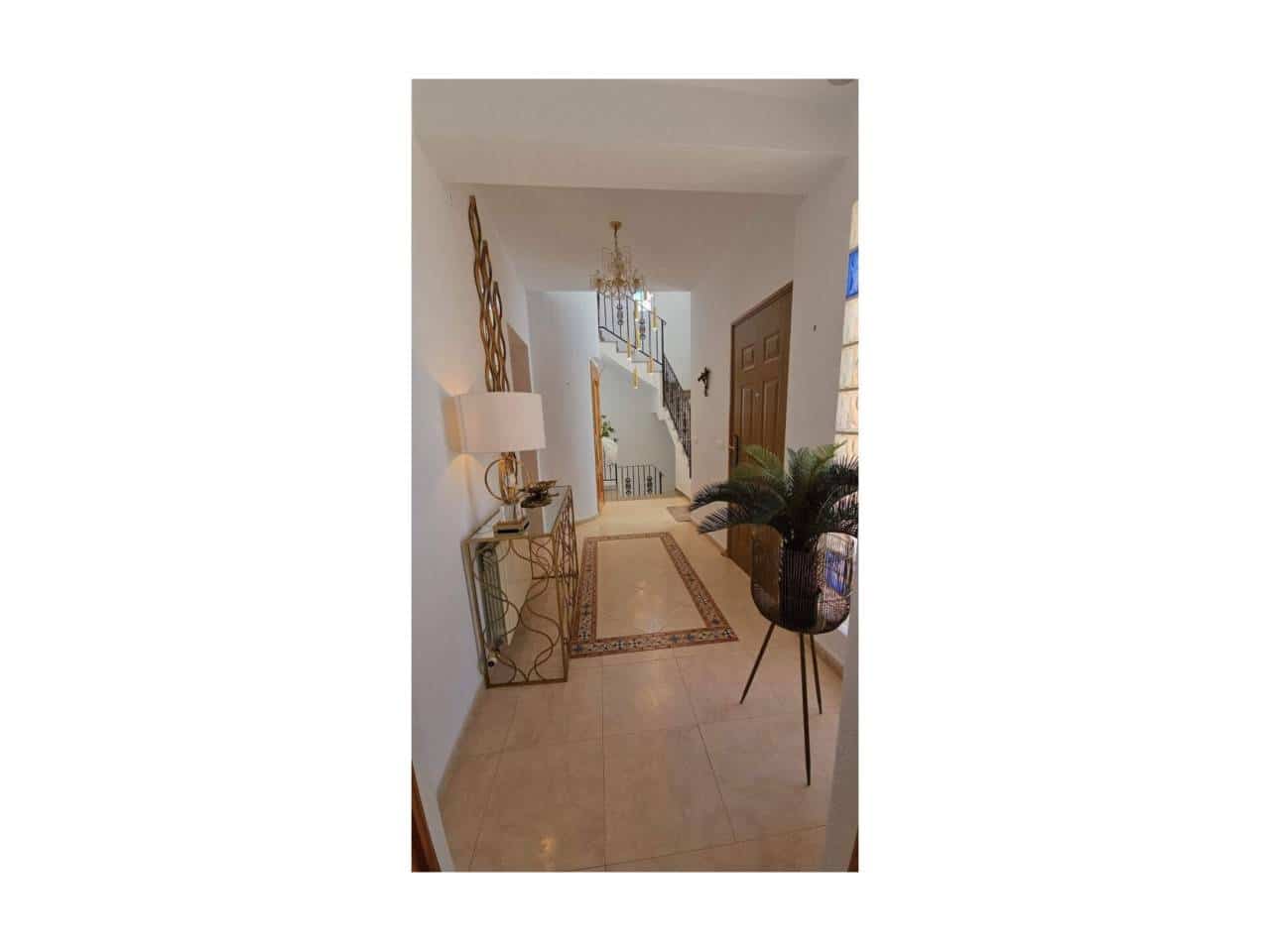 4 Zimmer Villa zu verkaufen in Pilar de la Horadada mit Pool Garage - 699.000 € (Ref: 9190784)