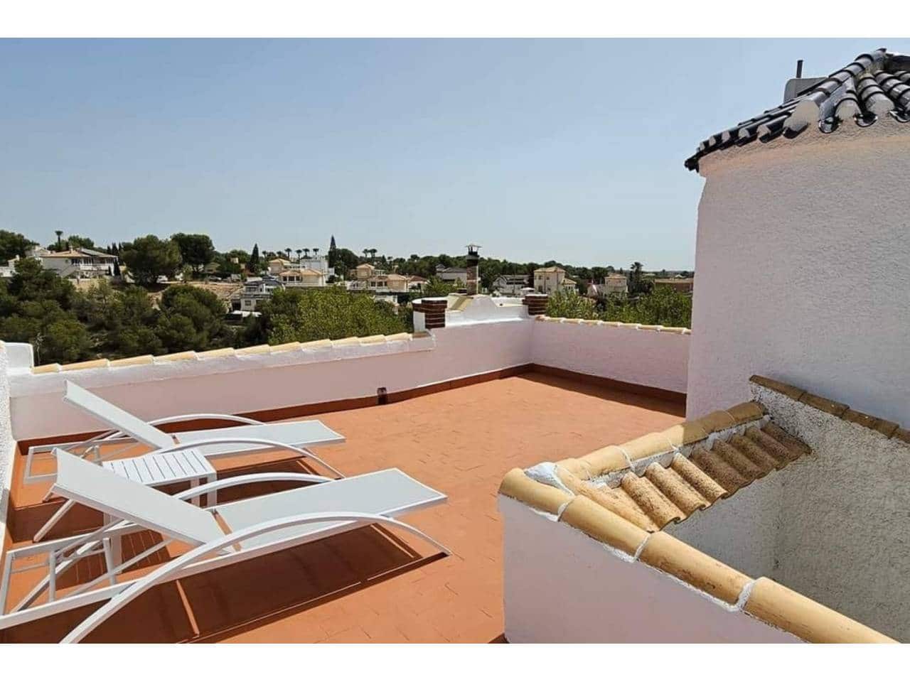 4 Zimmer Villa zu verkaufen in Pilar de la Horadada mit Pool Garage - 699.000 € (Ref: 9190784)