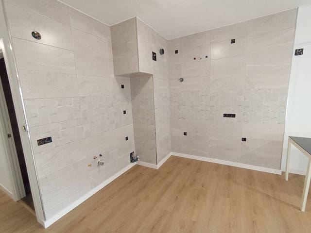 1 sovrum Lägenhet till salu i Calpe / Calp - 190 900 € (Ref: 9232097)