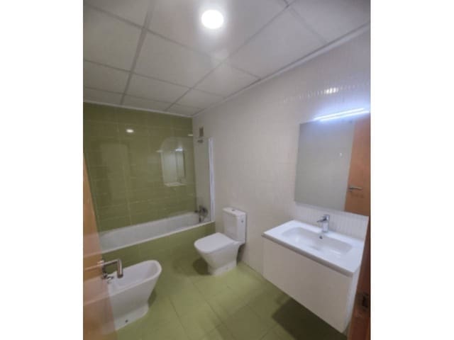 2 bedroom Apartment for rent in Calpe / Calp with garage - € 800 (Ref: 9358946)