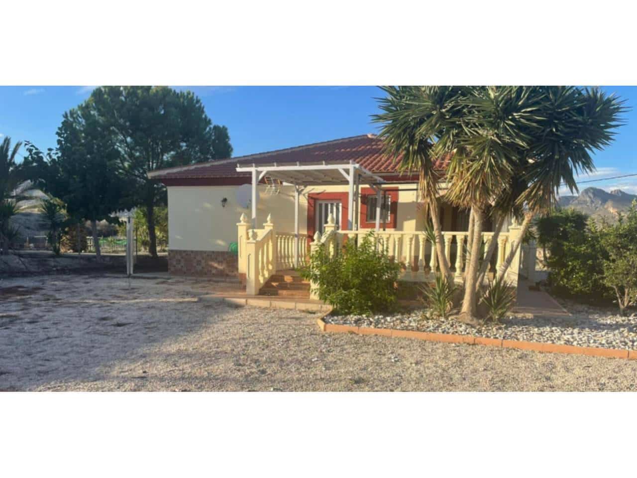 Chalet de 3 habitaciones en Fortuna en venta - 245.000 € (Ref: 9361886)