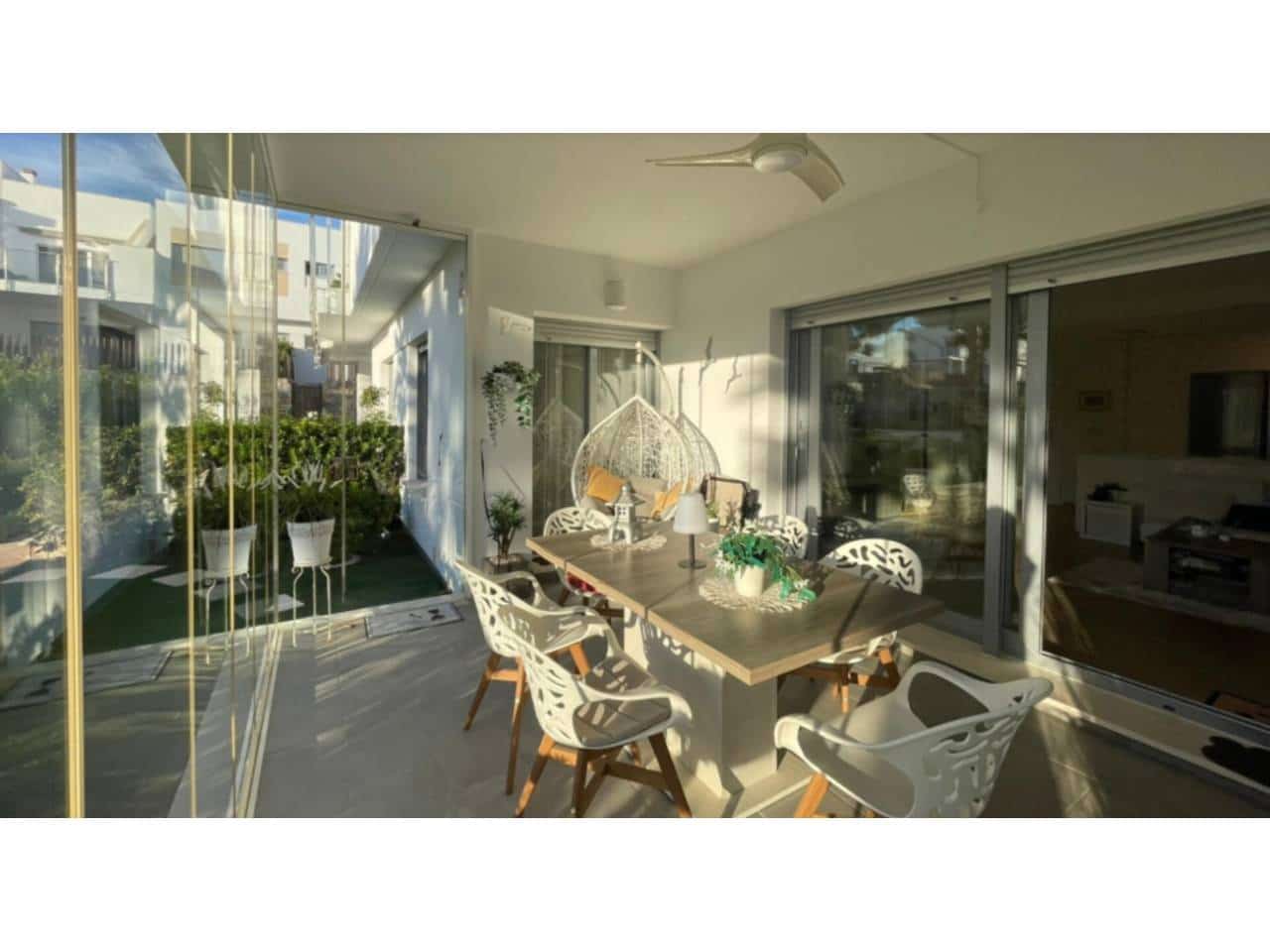 2 sypialnia Apartament na sprzedaż w Orihuela z basenem garażem - 295 000 € (Ref: 9387113)