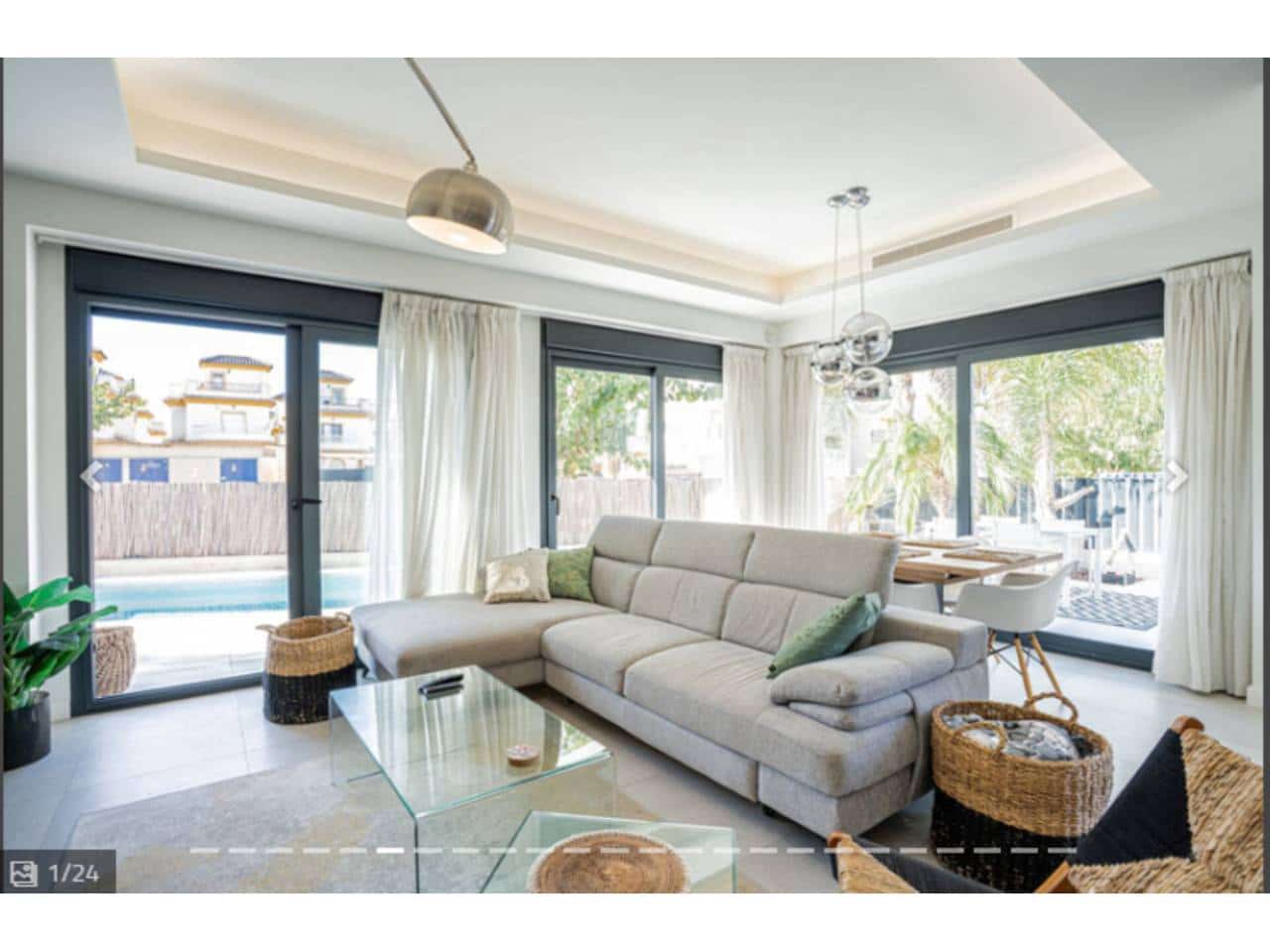 3 bedroom Villa for sale in Acequia de los Palacios with pool garage - € 530,000 (Ref: 9392129)