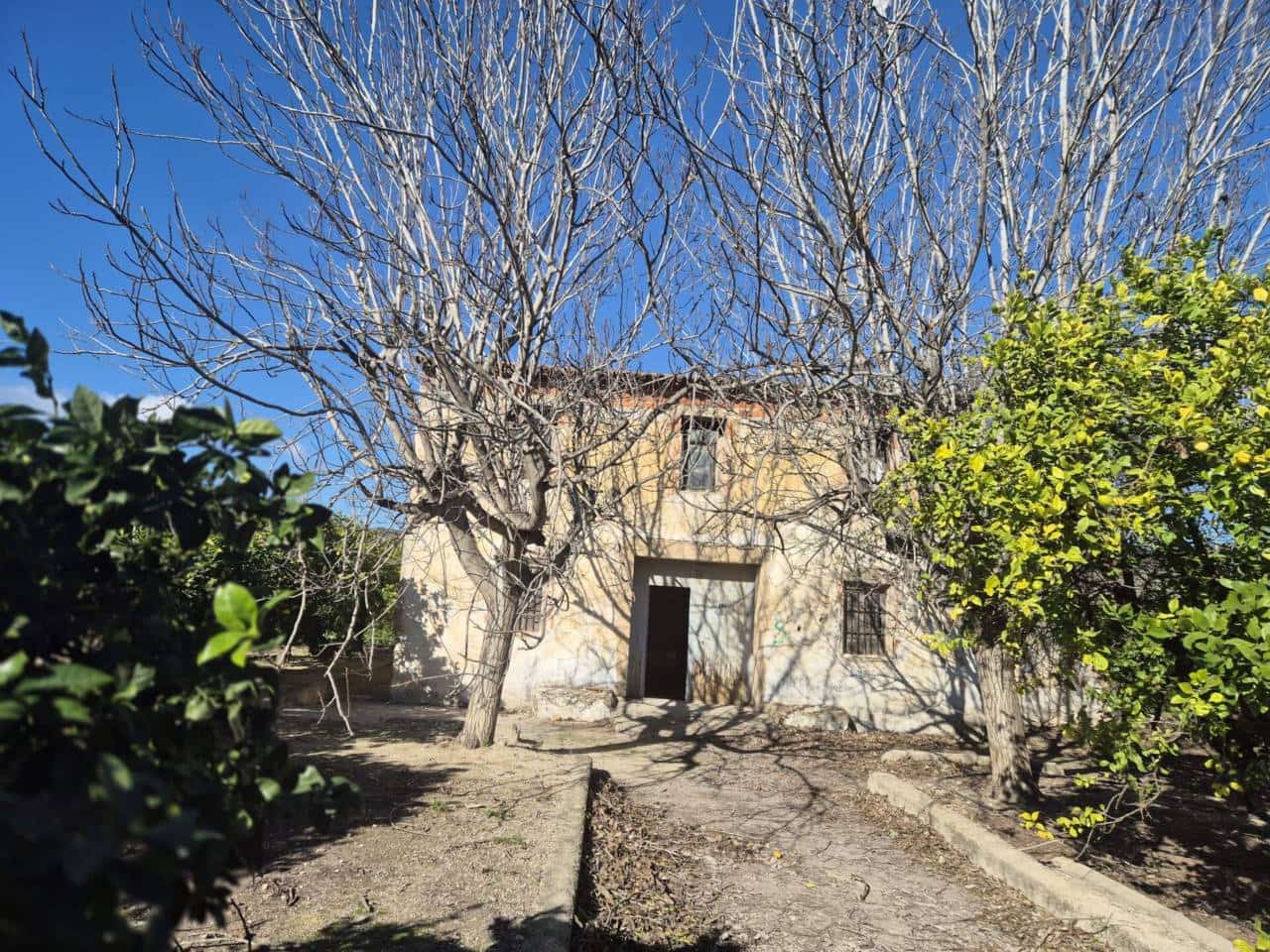 4 bedroom Villa for sale in Pego - € 160,000 (Ref: 9445753)