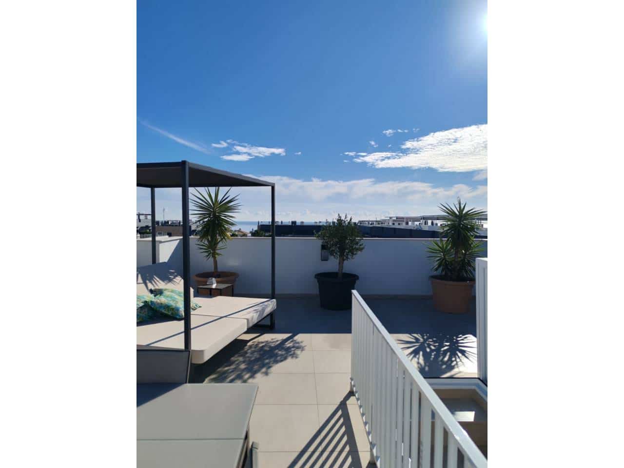 Ático de 2 habitaciones en Orihuela en venta con piscina garaje - 499.000 € (Ref: 9465115)