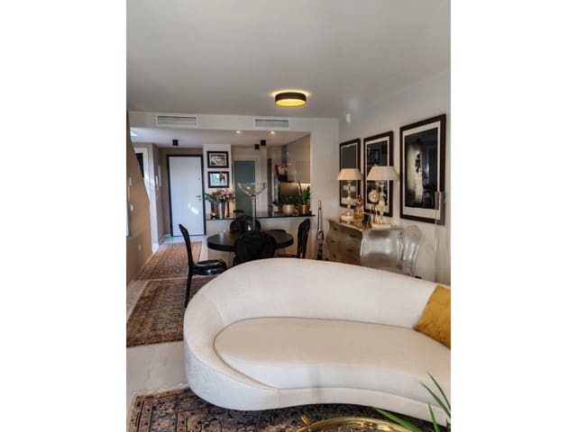 Ático de 2 habitaciones en Orihuela en venta con piscina garaje - 499.000 € (Ref: 9465115)