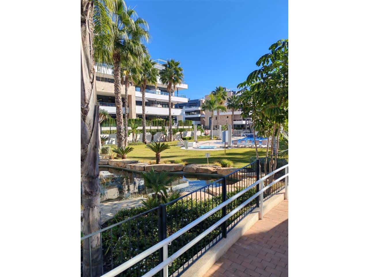 Ático de 2 habitaciones en Orihuela en venta con piscina garaje - 499.000 € (Ref: 9465115)