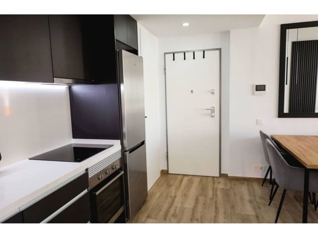 Apartamento de 1 habitación en Torrevieja en venta con piscina garaje - 185.000 € (Ref: 9465116)