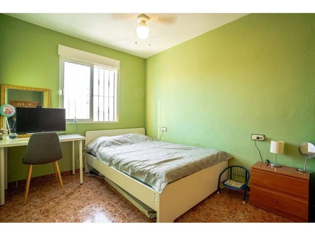 2 Zimmer Apartment zu verkaufen in Orihuela mit Pool - 153.000 € (Ref: 9465117)