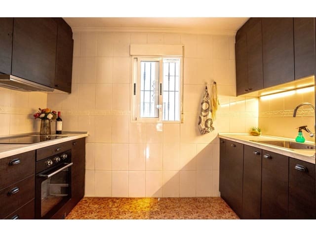 2 Zimmer Apartment zu verkaufen in Orihuela mit Pool - 153.000 € (Ref: 9465117)