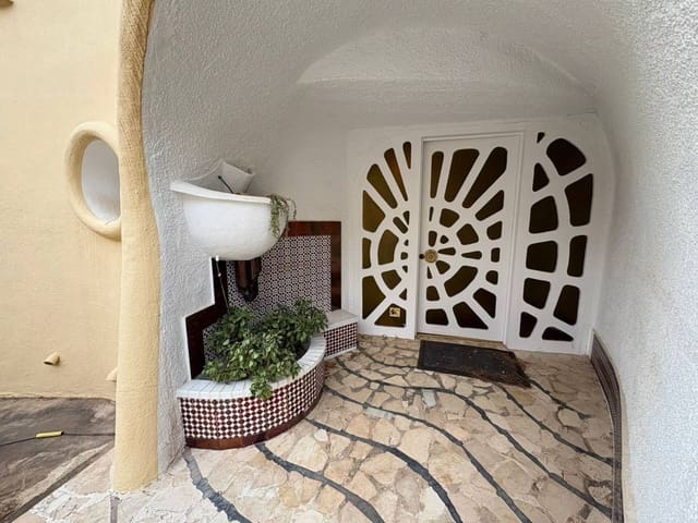 5 Zimmer Villa zu verkaufen in Altea mit Pool Garage - 900.000 € (Ref: 9470123)