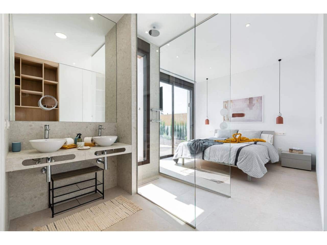 3 quarto Moradia para venda em Los Alcazares com piscina garagem - 710 000 € (Ref: 9488047)