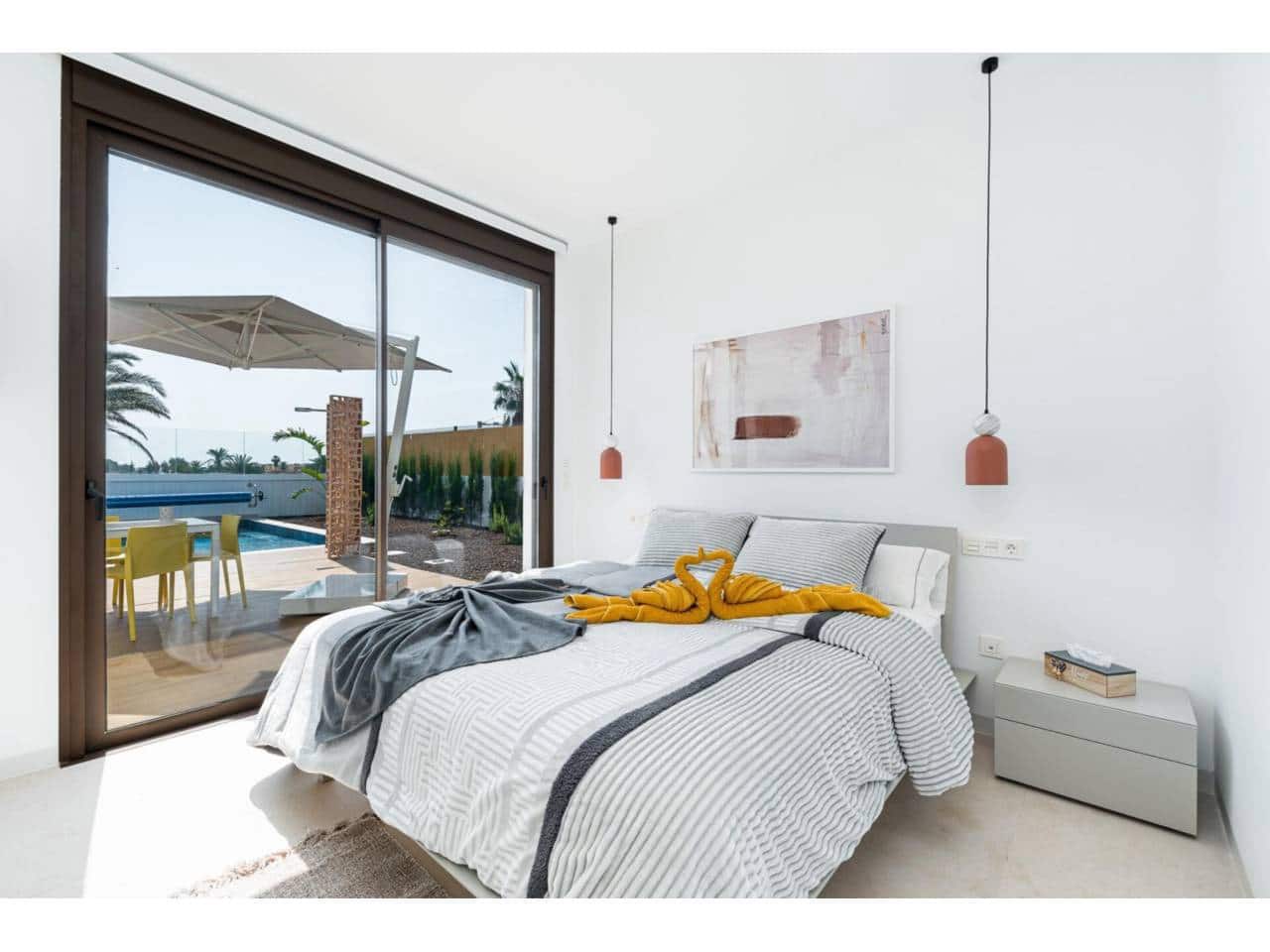 3 quarto Moradia para venda em Los Alcazares com piscina garagem - 710 000 € (Ref: 9488047)