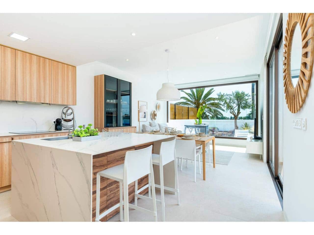 3 quarto Moradia para venda em Los Alcazares com piscina garagem - 710 000 € (Ref: 9488047)