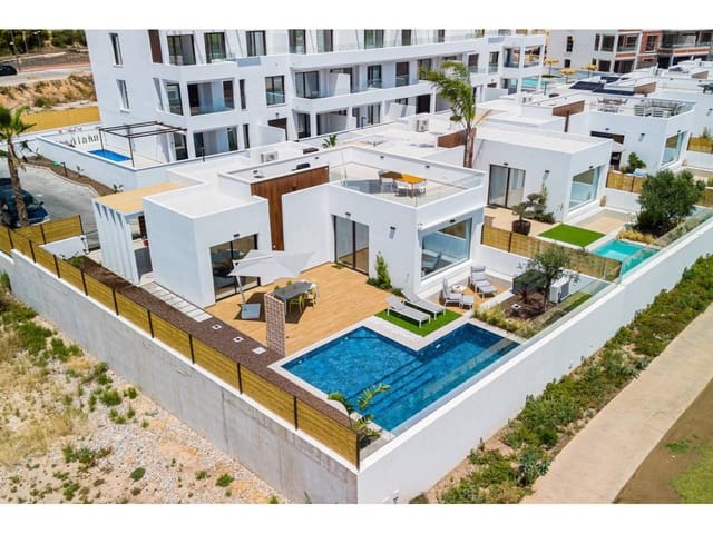 3 quarto Moradia para venda em Los Alcázares com piscina garagem - 710 000 € (Ref: 9488047)