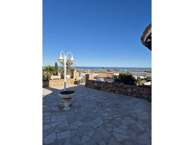 Willa na sprzedaż w Monte Pego, Pego z garażem - 370 000 € (Ref: 9494151)