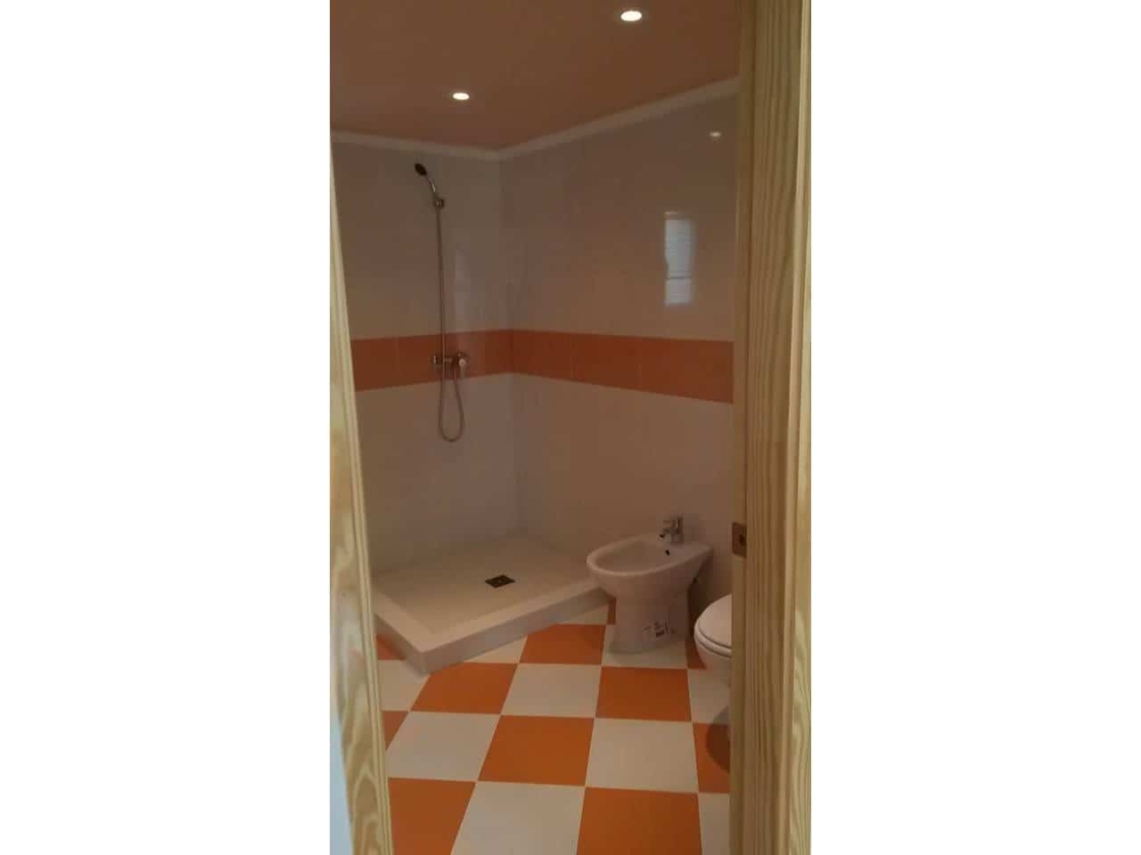 3 soveværelse Byhus til leje i Orihuela med garage - € 550 (Ref: 9499567)