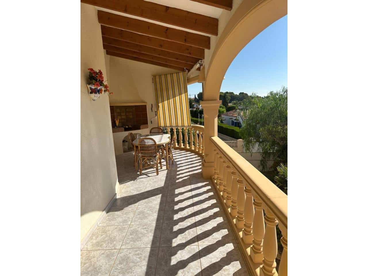 3 Zimmer Villa zu verkaufen in Calpe / Calp mit Pool Garage - 650.000 € (Ref: 9508098)