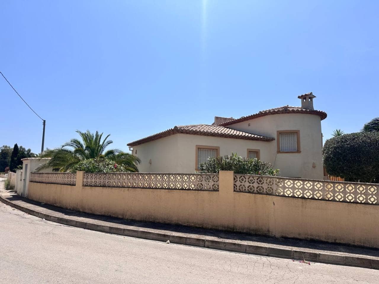 3 Zimmer Villa zu verkaufen in Calpe / Calp mit Pool Garage - 650.000 € (Ref: 9508098)