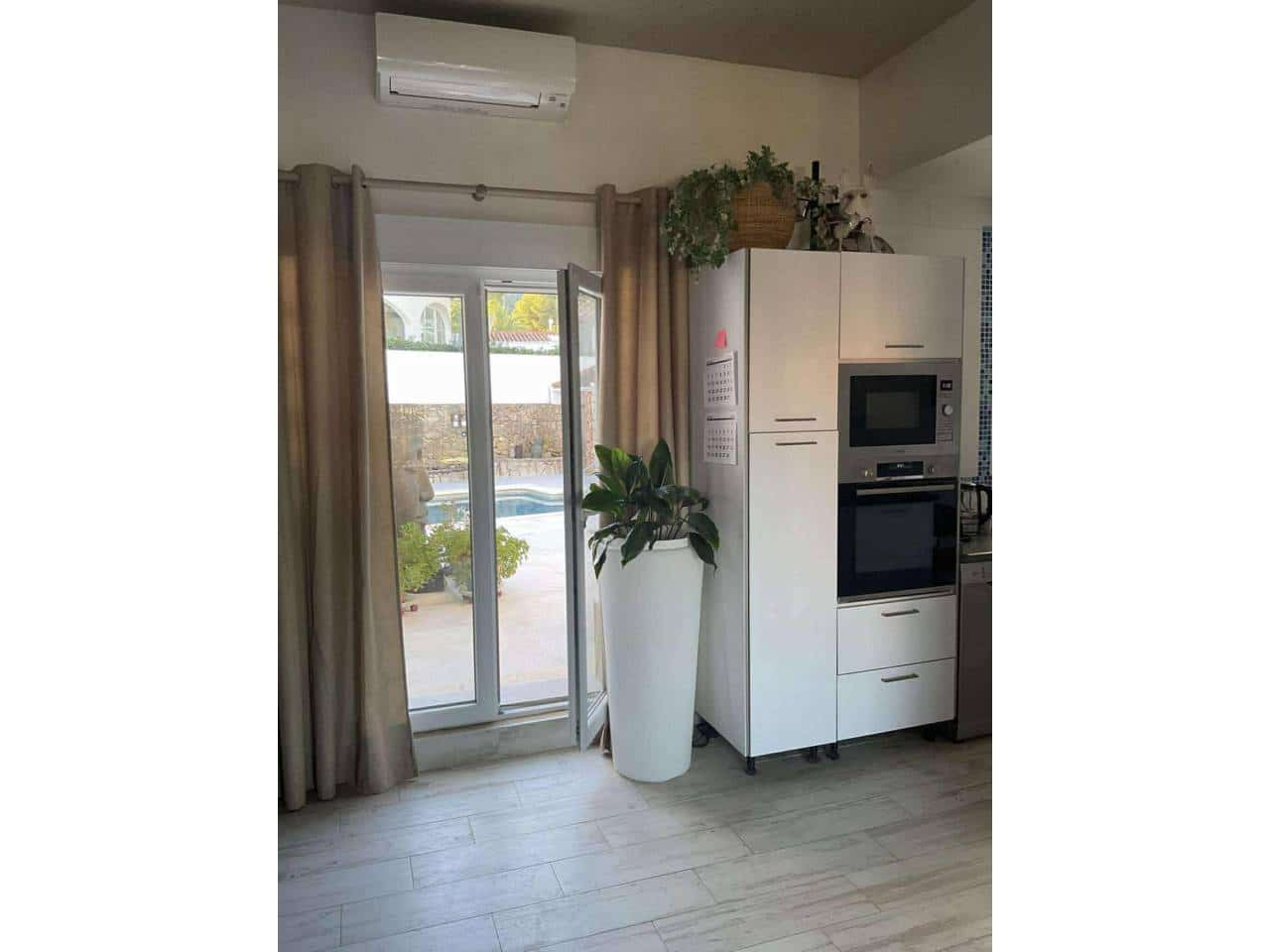 2 makuuhuone Huvila myytävänä paikassa Denia mukana uima-altaan 
autotalli - 690 000 € (Ref: 9523790)