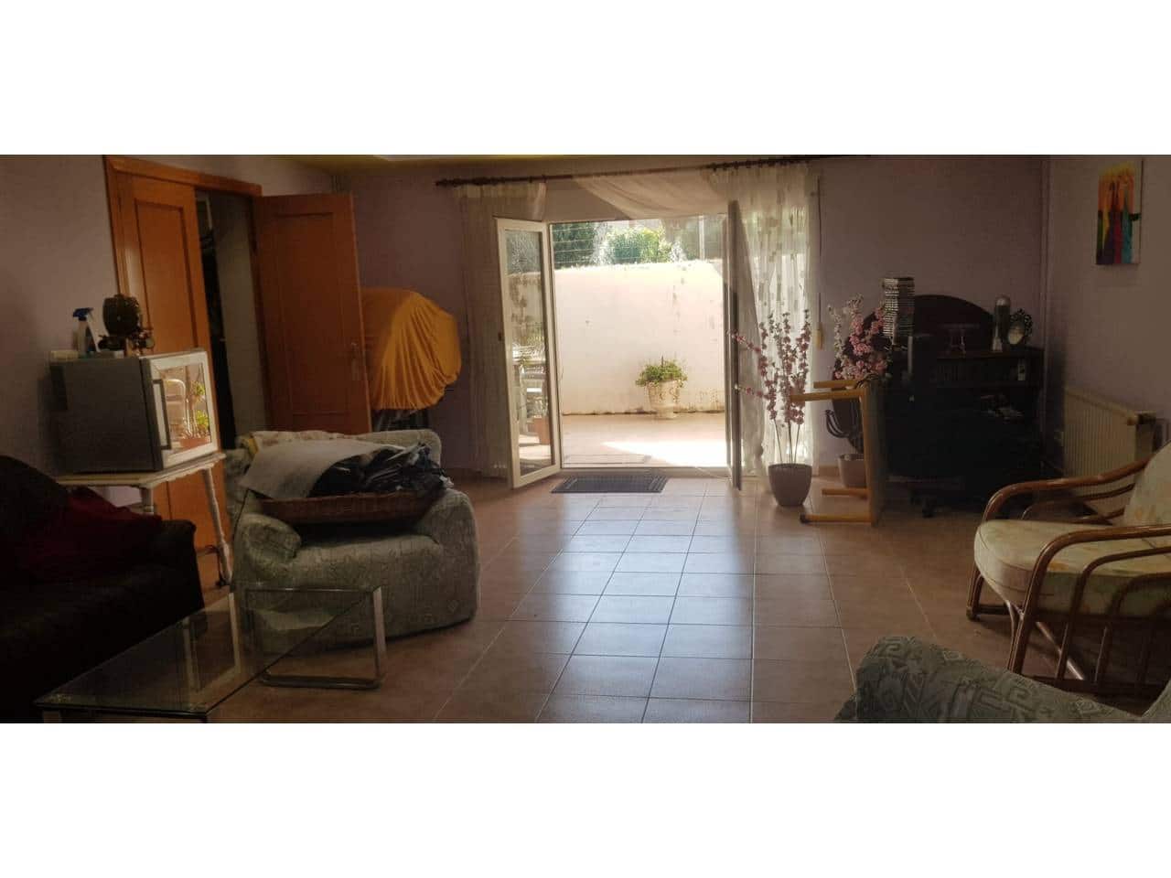 5 bedroom Villa for sale in L'Atzuvia with garage - € 350,000 (Ref: 9547410)