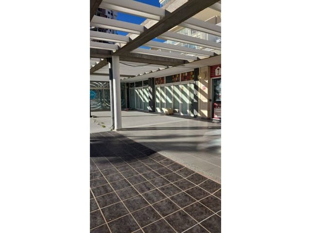 Restaurant/Bar til salgs i Puerto, Calpe / Calp - € 350 000 (Ref: 9618858)