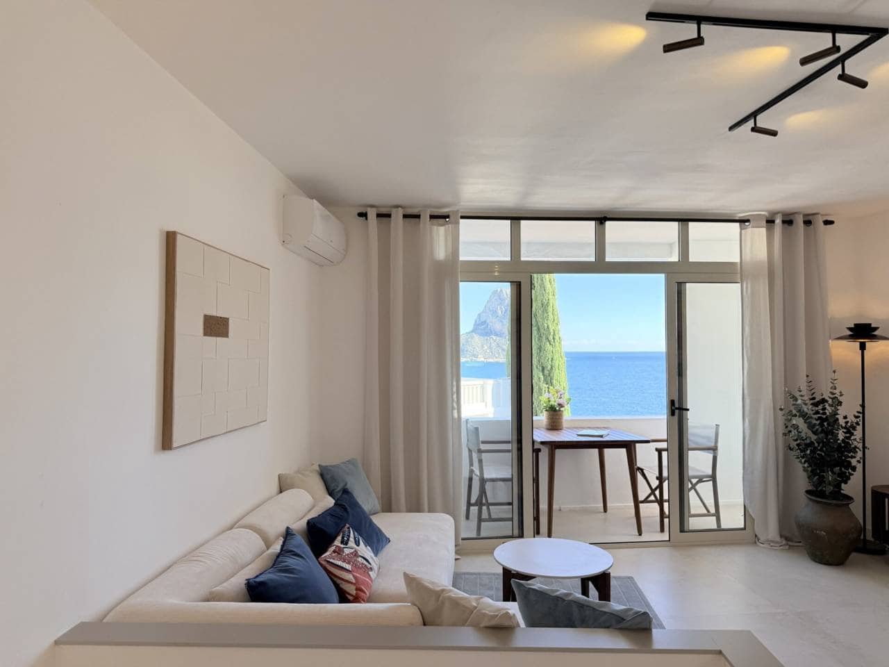 2 soveværelse Lejlighed til salg i Calpe / Calp med swimmingpool garage - € 569.000 (Ref: 9622273)