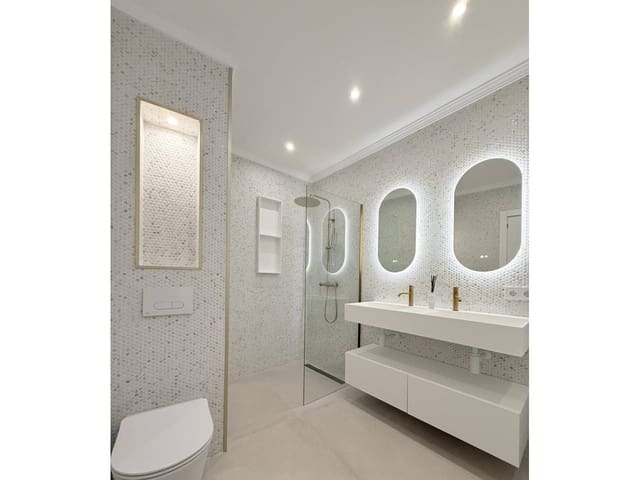 2 soveværelse Lejlighed til salg i Calpe / Calp med swimmingpool garage - € 569.000 (Ref: 9622273)