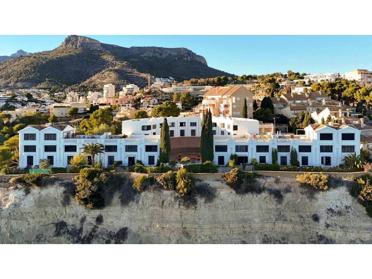 2 soveværelse Lejlighed til salg i Calpe / Calp med swimmingpool garage - € 569.000 (Ref: 9622273)