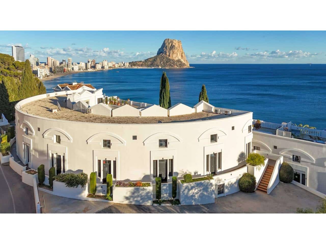 2 soveværelse Lejlighed til salg i Calpe / Calp med swimmingpool garage - € 569.000 (Ref: 9622273)
