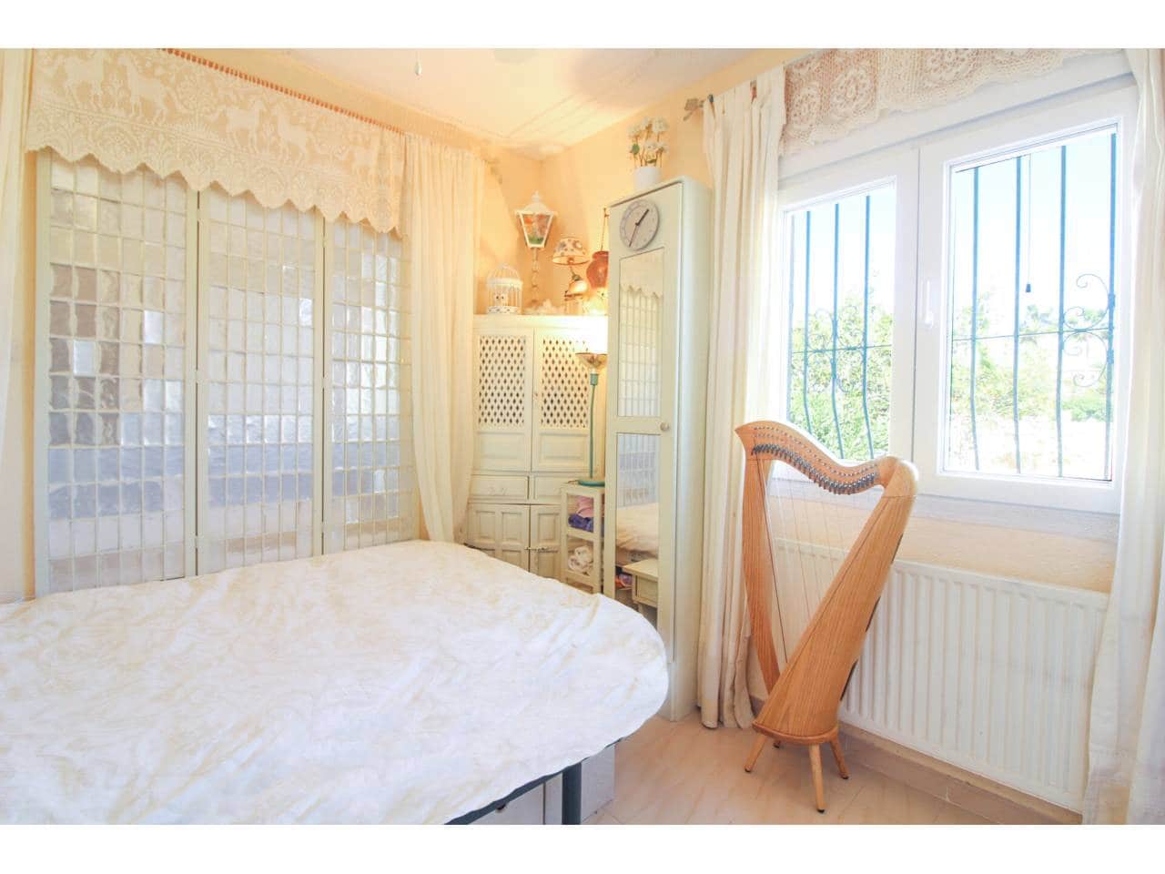 4 slaapkamer Villa te koop in Calpe / Calp met zwembad garage - € 448.000 (Ref: 9622274)