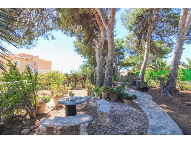 4 slaapkamer Villa te koop in Cometa - Carrió, Calpe / Calp met zwembad garage - € 448.000 (Ref: 9622274)