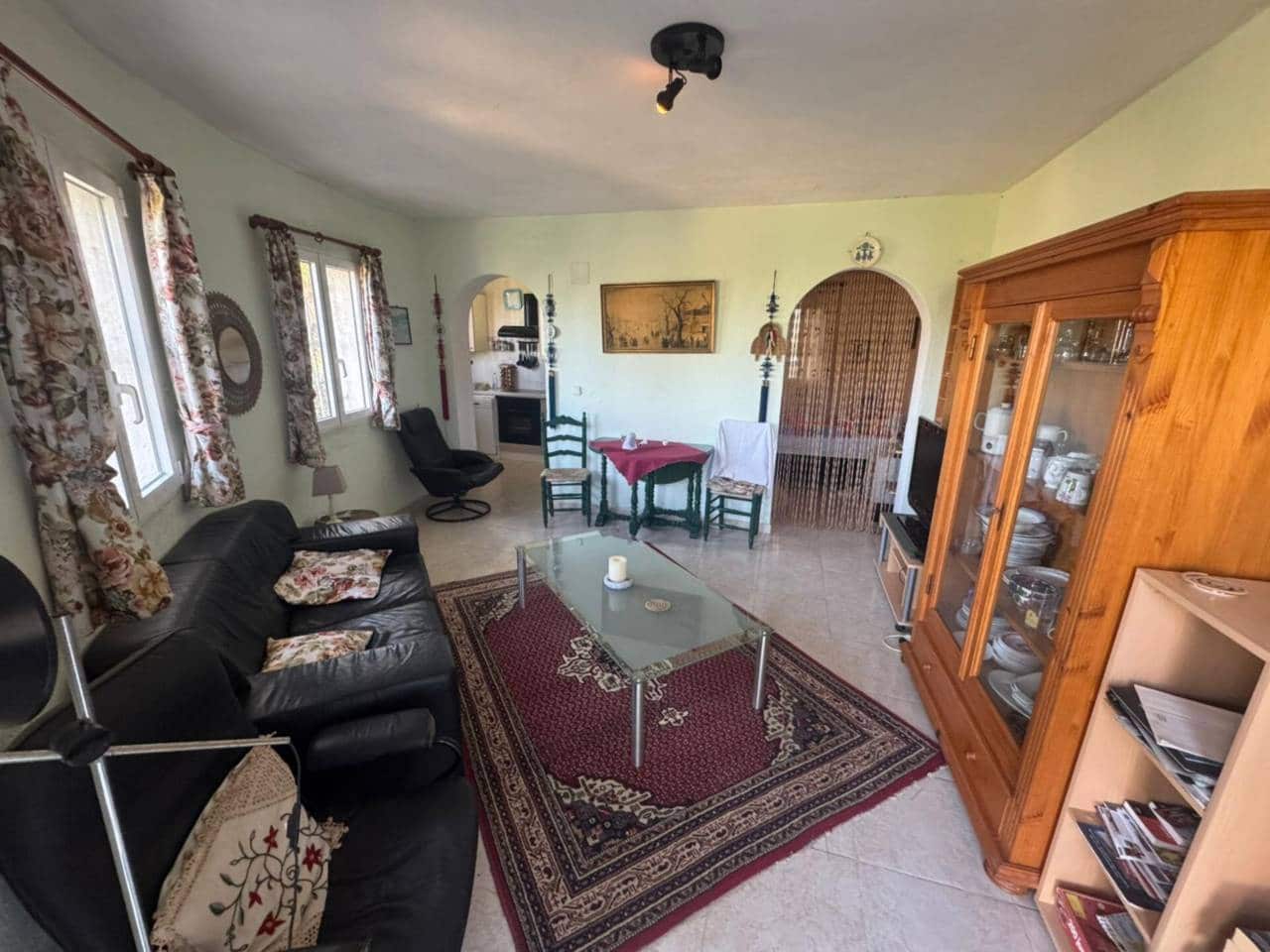 4 makuuhuone Huvila myytävänä paikassa Sella mukana uima-altaan 
autotalli - 800 000 € (Ref: 9625139)