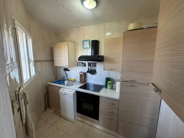 4 makuuhuone Huvila myytävänä paikassa Sella mukana uima-altaan 
autotalli - 800 000 € (Ref: 9625139)