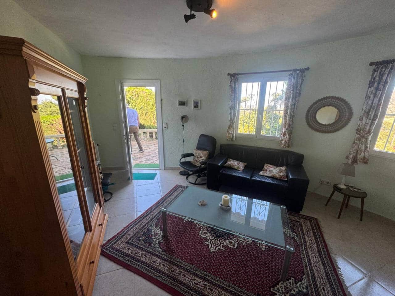 4 makuuhuone Huvila myytävänä paikassa Sella mukana uima-altaan 
autotalli - 800 000 € (Ref: 9625139)