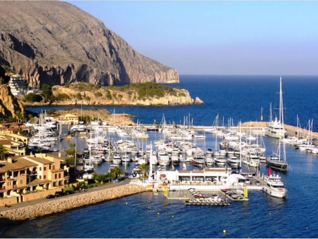 4 quarto Moradia para venda em Altea com piscina garagem - 1 950 000 € (Ref: 9627070)