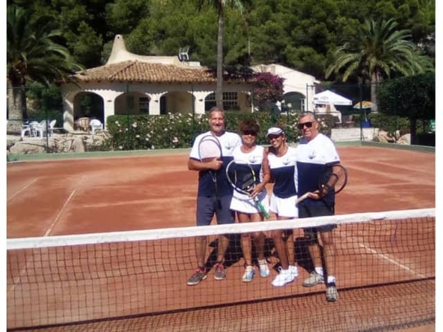 4 quarto Moradia para venda em Altea com piscina garagem - 1 950 000 € (Ref: 9627070)