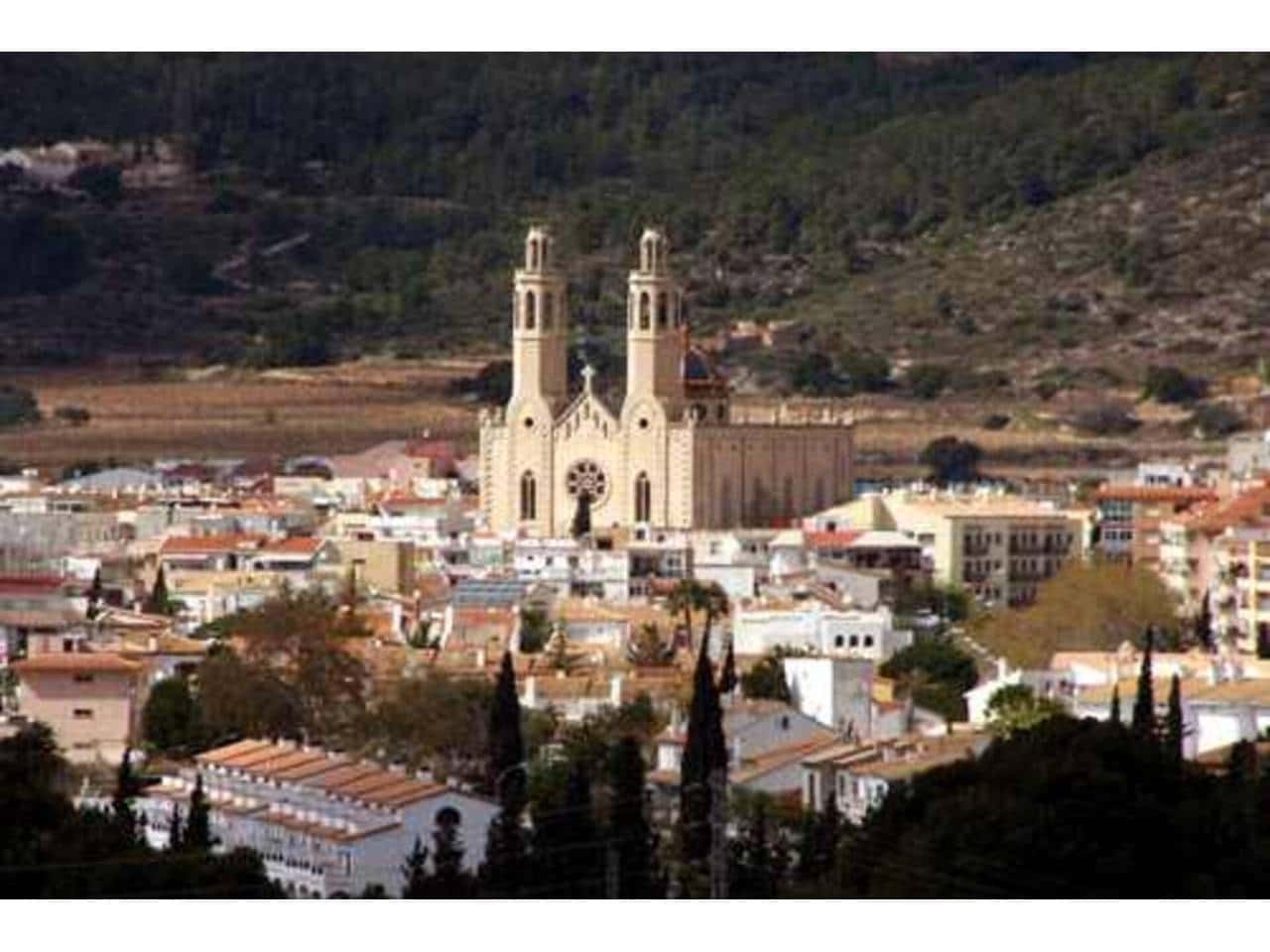 4 makuuhuone Huvila myytävänä paikassa Sant Pere de Ribes mukana uima-altaan - 1 250 000 € (Ref: 9651039)