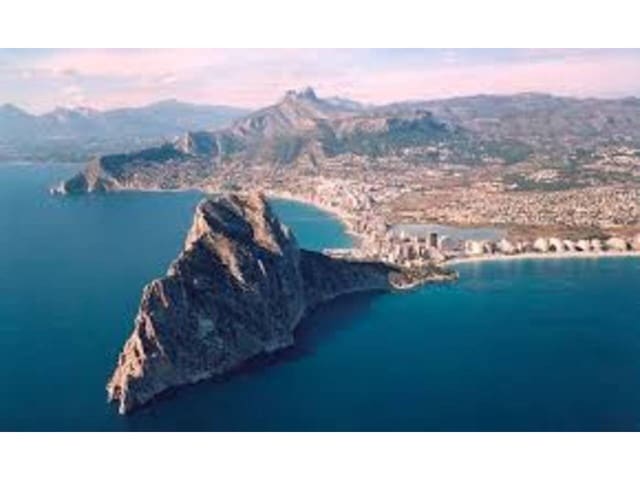 2 sovrum Villa till salu i Maryvilla, Calpe / Calp med garage - 450 000 € (Ref: 9658152)