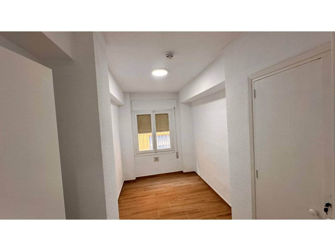 10 bedroom Hotel for sale in Calpe / Calp - € 419,000 (Ref: 9719359)