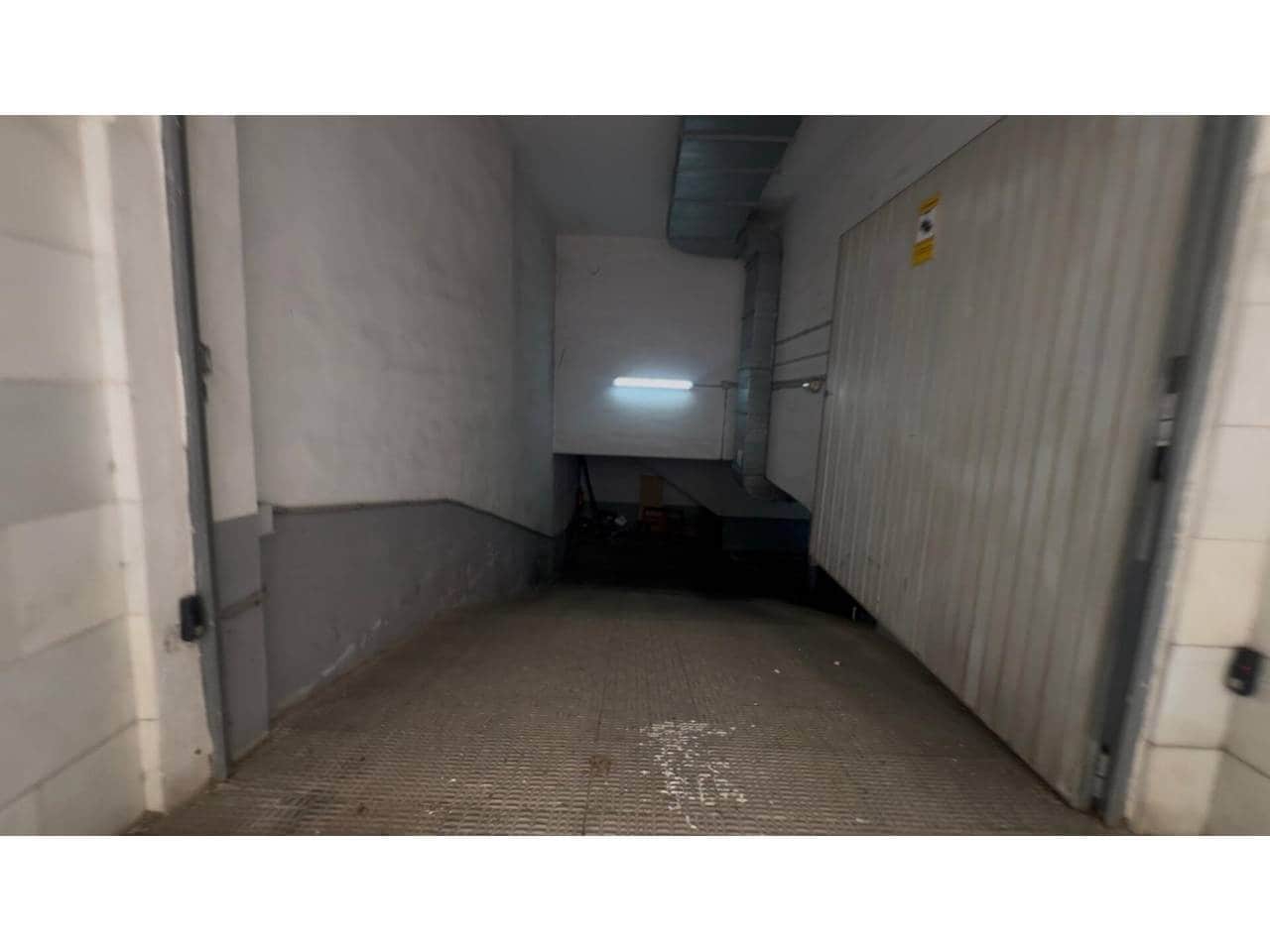 Garage for rent in Calpe / Calp - € 21,500 (Ref: 9782890)