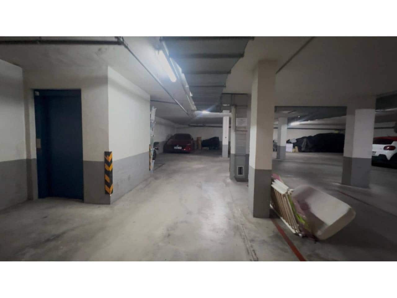 Garage for rent in Calpe / Calp - € 21,500 (Ref: 9782890)