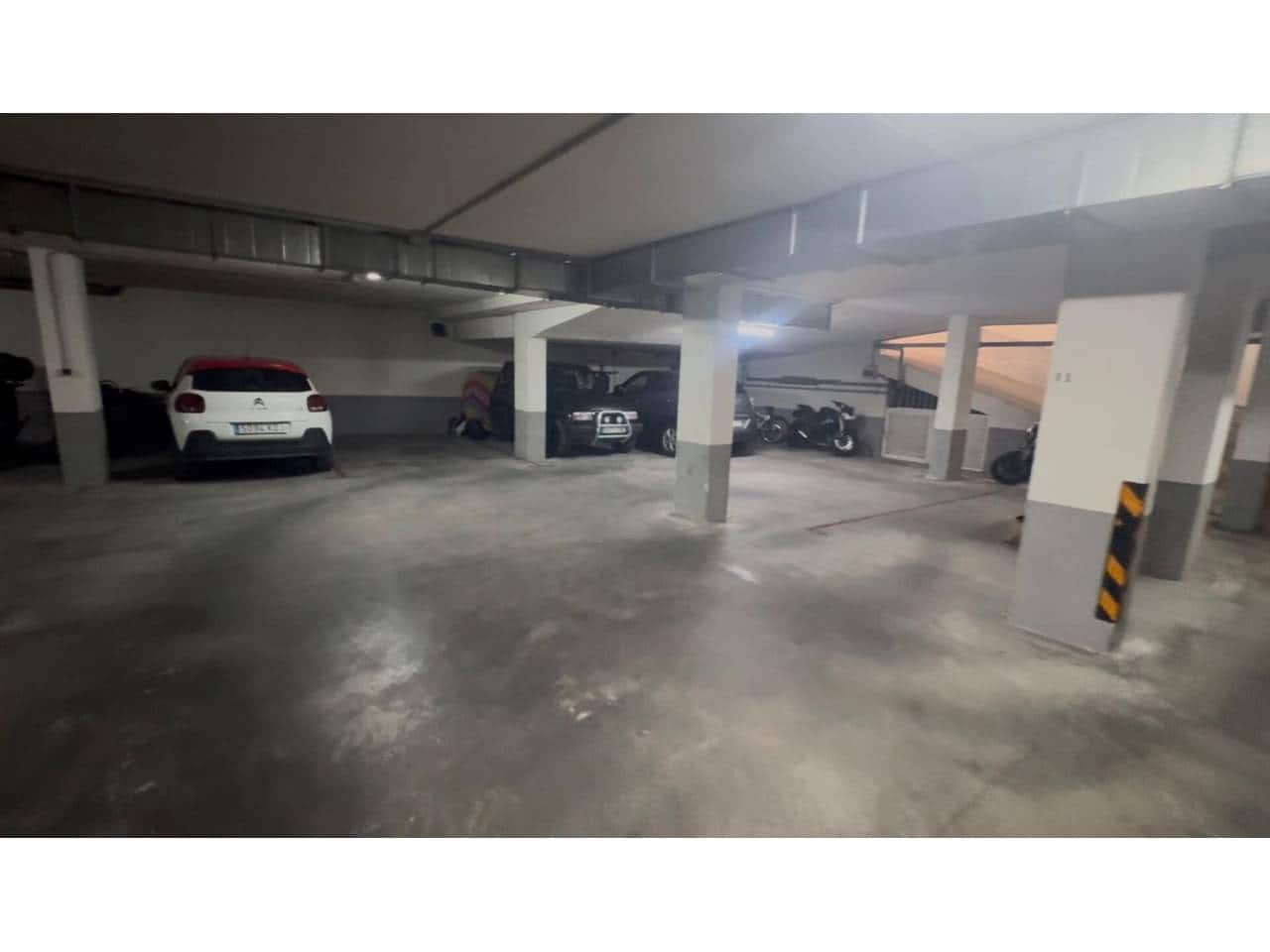 Garage for rent in Calpe / Calp - € 21,500 (Ref: 9782890)