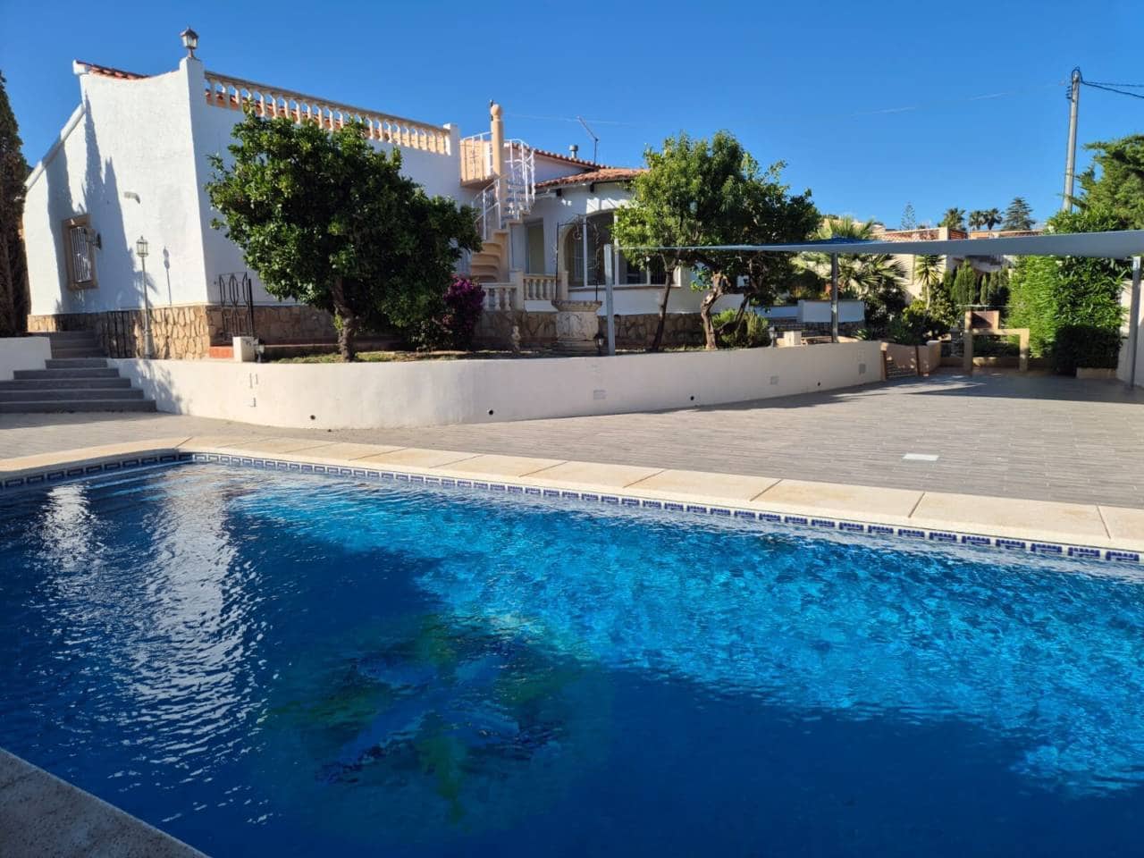 3 soveværelse Villa til salg i Calpe / Calp med swimmingpool garage - € 950.000 (Ref: 9830494)