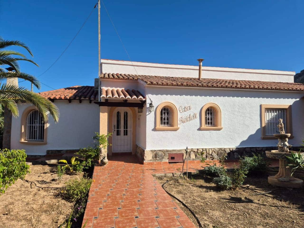 3 soveværelse Villa til salg i Calpe / Calp med swimmingpool garage - € 950.000 (Ref: 9830494)