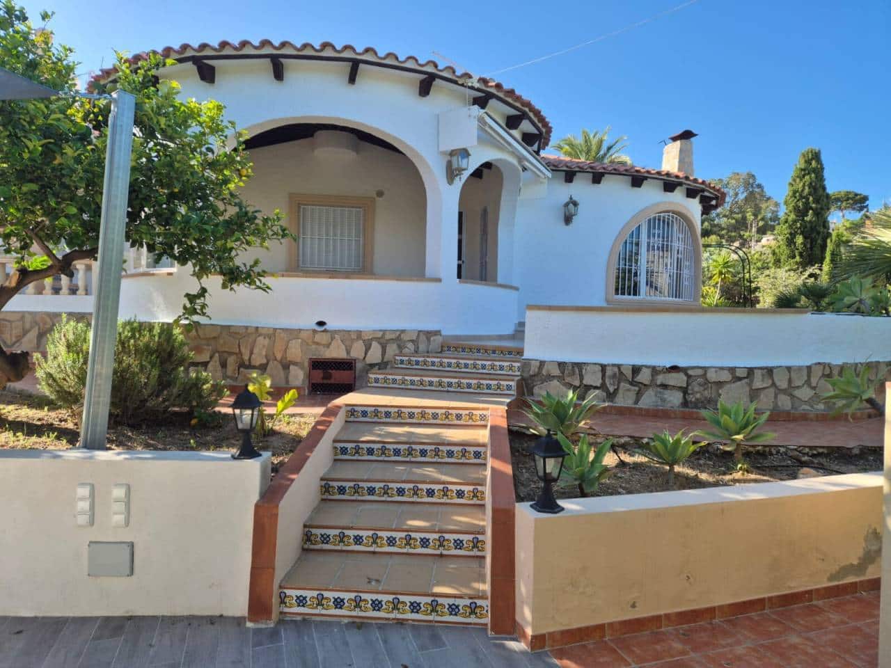 3 soveværelse Villa til salg i Calpe / Calp med swimmingpool garage - € 950.000 (Ref: 9830494)