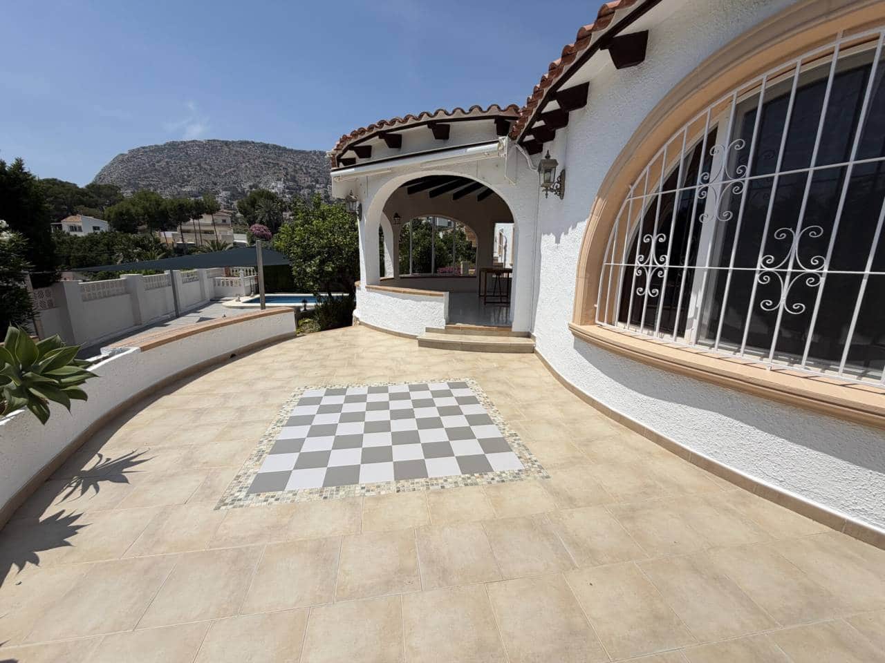 3 soveværelse Villa til salg i Calpe / Calp med swimmingpool garage - € 1.176.000 (Ref: 9830494)